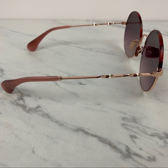 Diff Eyewear • Isla Rose Gold Sunglasses - Picture 4 of 7